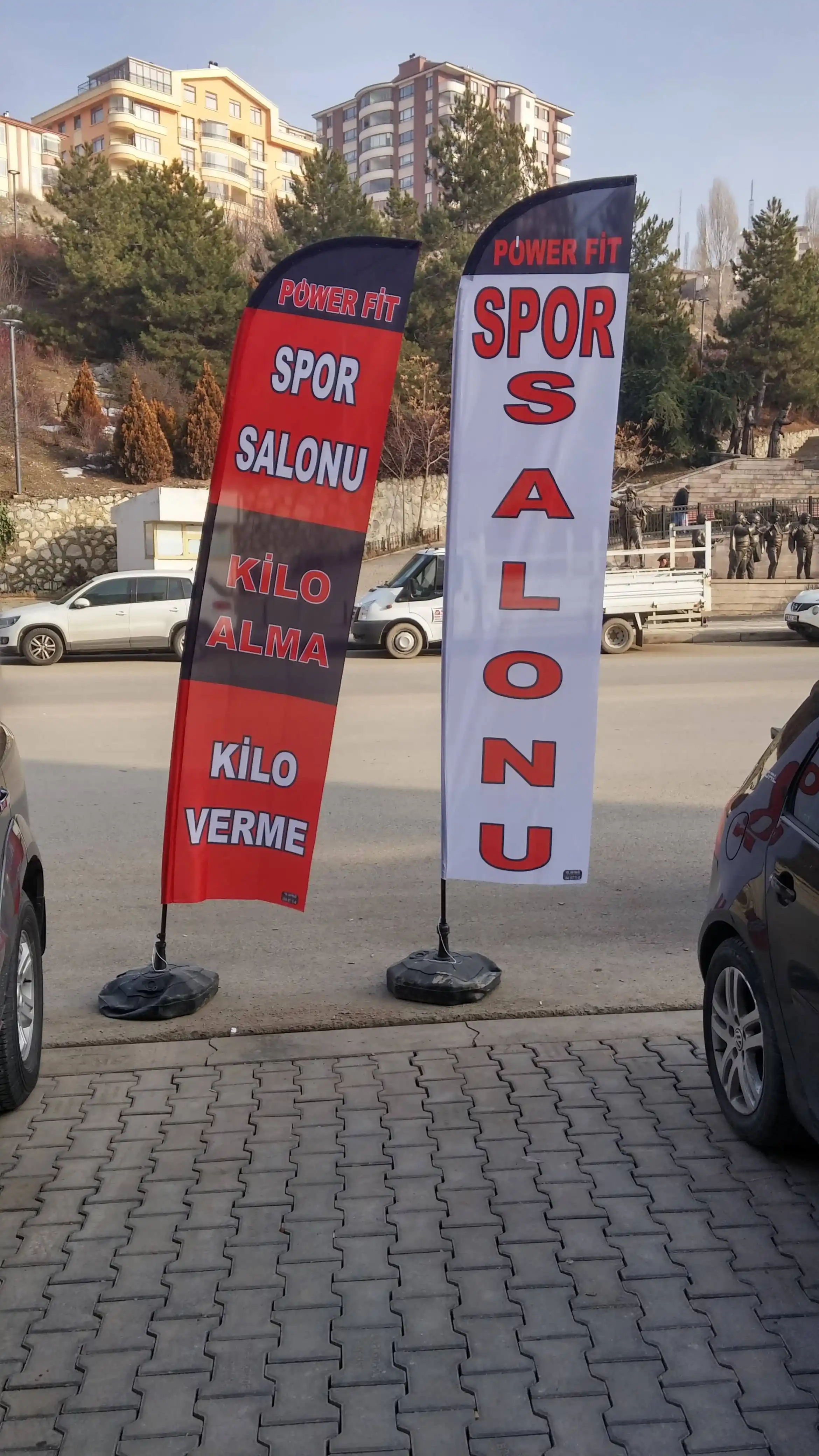 Spor Salonu Yelken Bayrağı-17